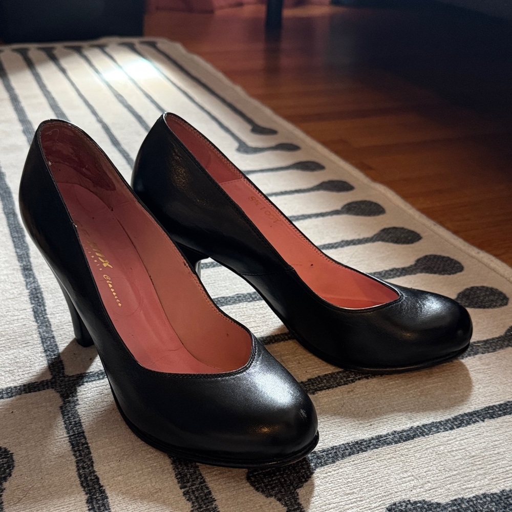 Retro Pin-up Remix Babydoll Black Leather heels